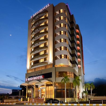 E-Red Hotel Kuantan Exterior foto