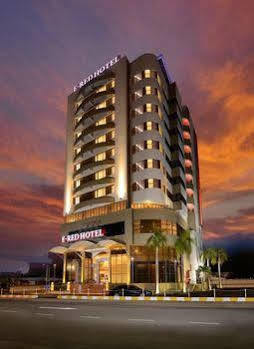 E-Red Hotel Kuantan Exterior foto